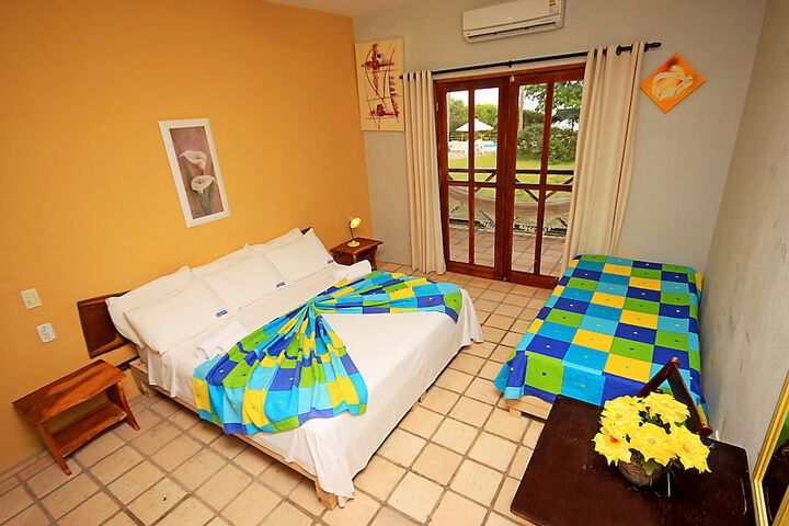 Room 4 of 40