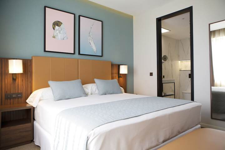 Room 19 of 202