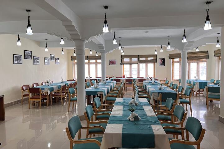 Dining Photos
