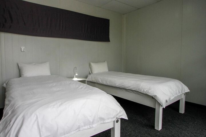 Room 4 of 30