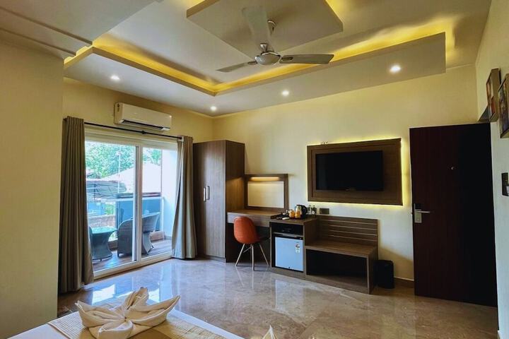 Room 8 of 26
