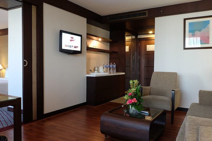 Room 26 of 75