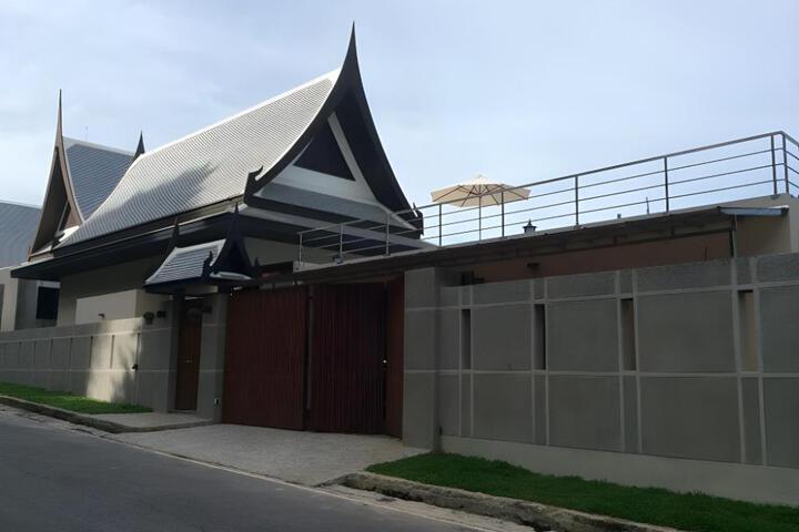 Casa Cliff Sur Mare Pool Villa