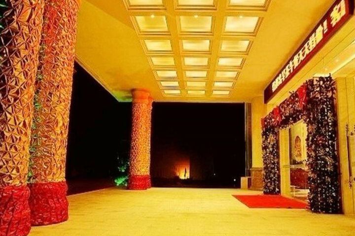 Hotel Interior 5 of 8