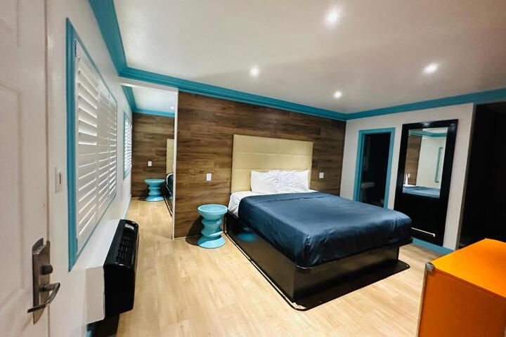 Standard | King Bed (12 of 40)