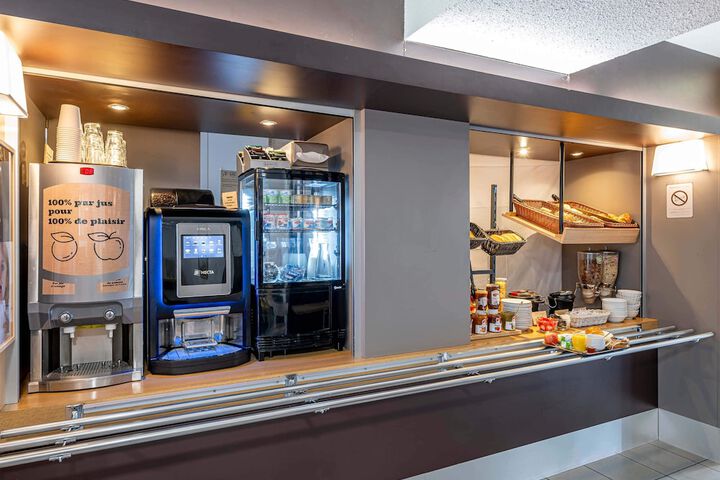 Dining Photos