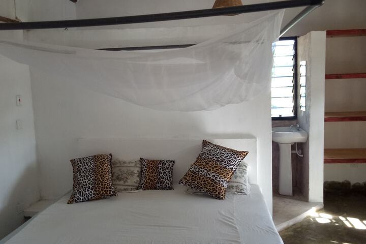 Room 5 of 34