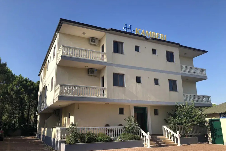 Hotel Kamberi