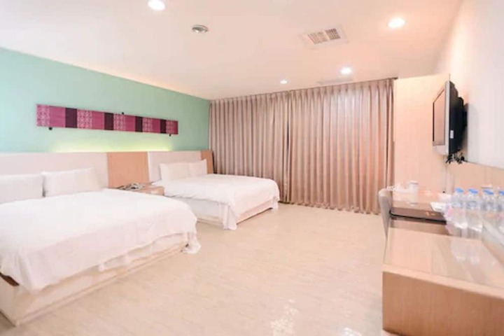 Room 37 of 64