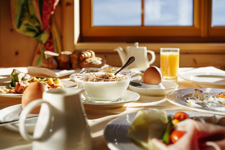 Breakfast/Coffee Service 34 of 54