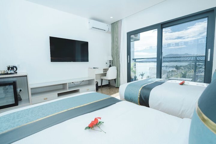 Room 42 of 91