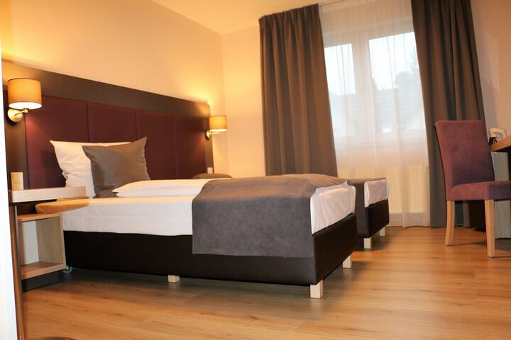 Room 19 of 25