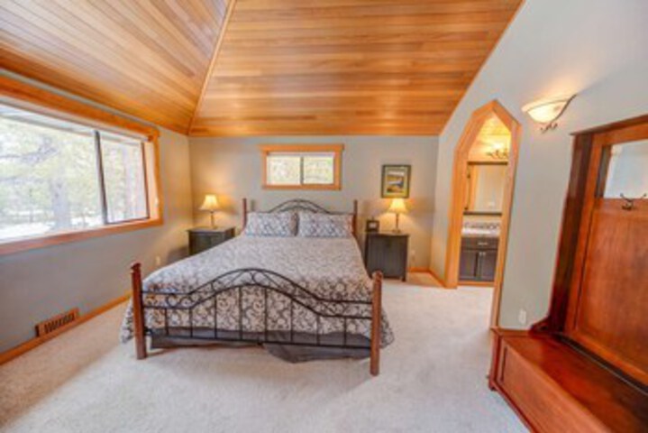 Room 15 of 18