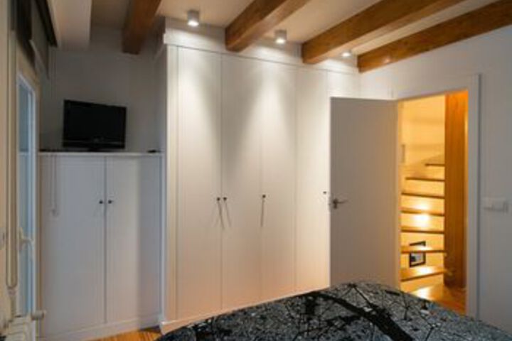 Room 12 of 50
