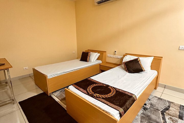 Room 2 of 26