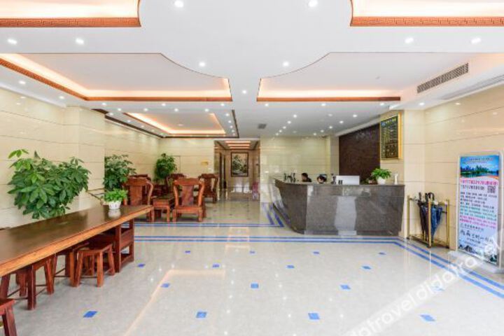 Hotel Interior 17 of 32