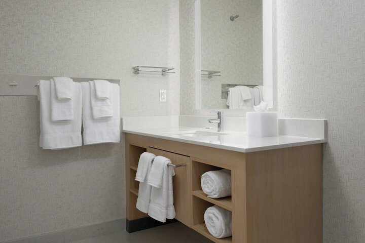 Room 35 of 52