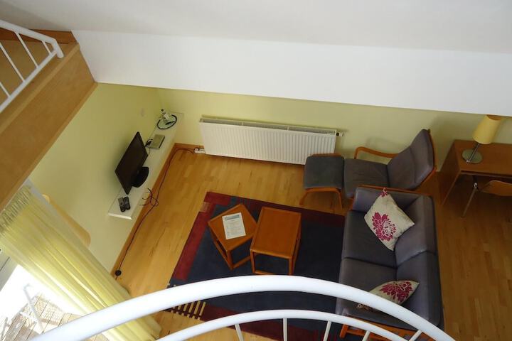Room 10 of 36