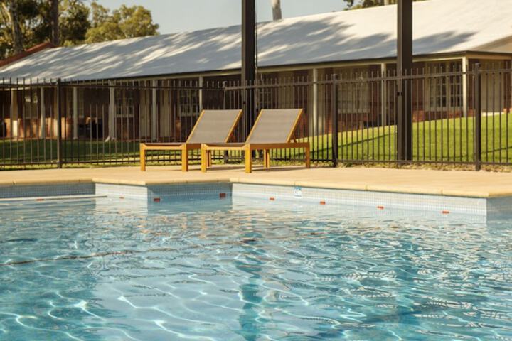 Pool Hotel
