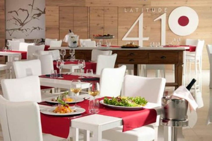 Dining 42 of 64