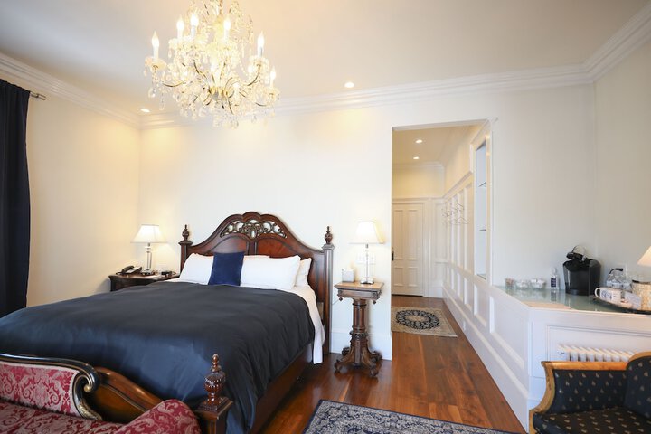 1 King Bed (19 of 65)