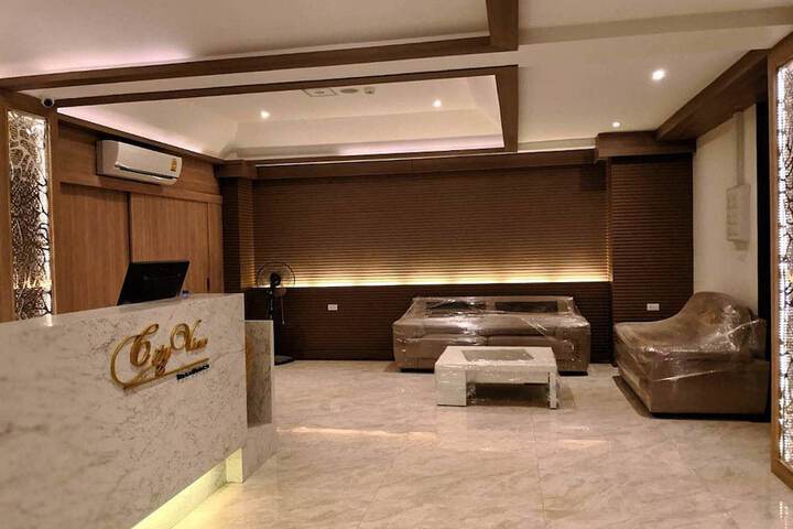 Hotel Interior 7 of 64