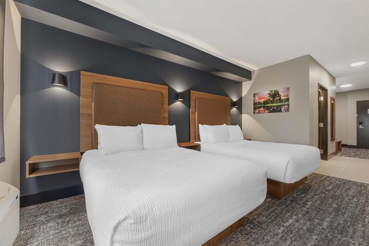 Room 10 of 70