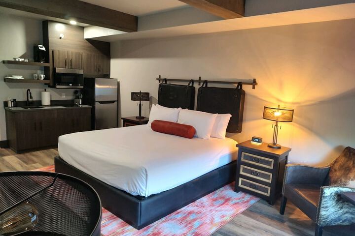 Room 18 of 75