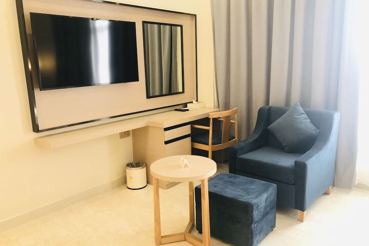 Room 19 of 39