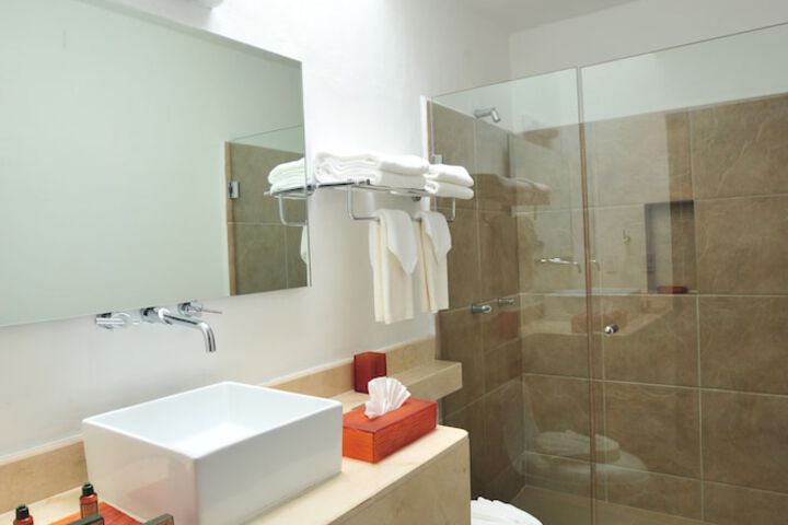 Room 7 of 22