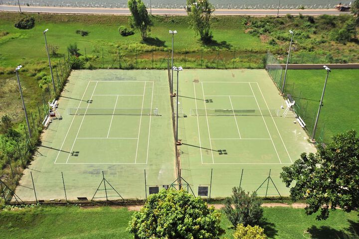 Tennis court