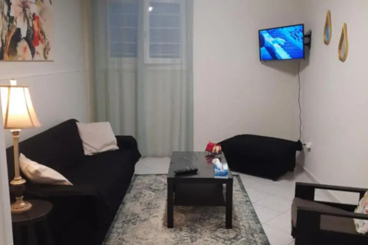 Room 3 of 12