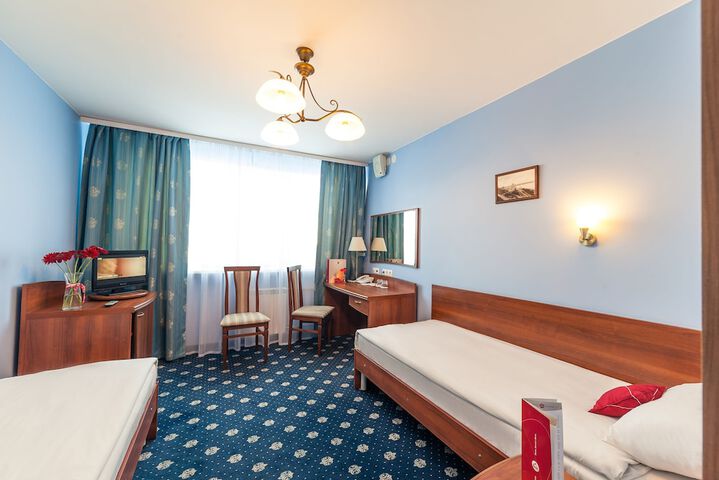 Room 7 of 49