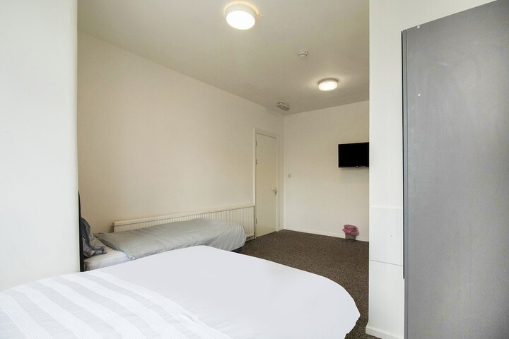 Room 12 of 41
