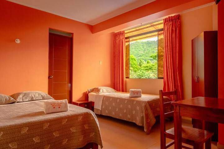 Room 18 of 28