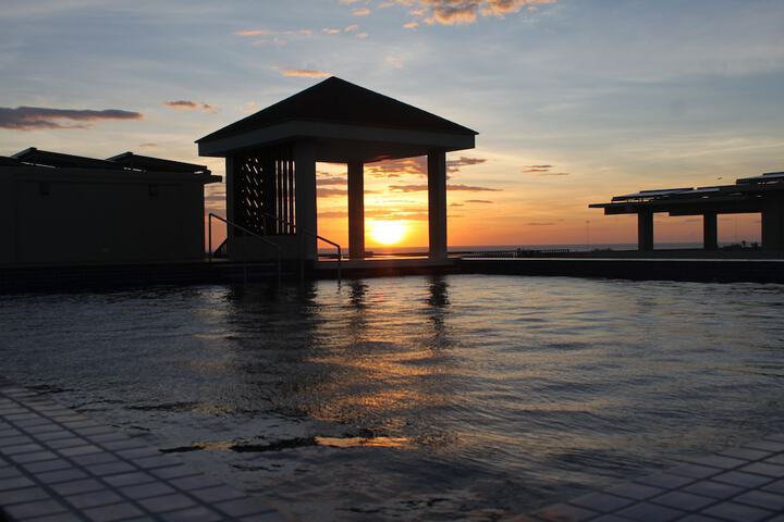 Pool 49 of 76