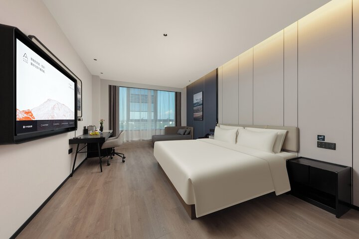 Room 4 of 56