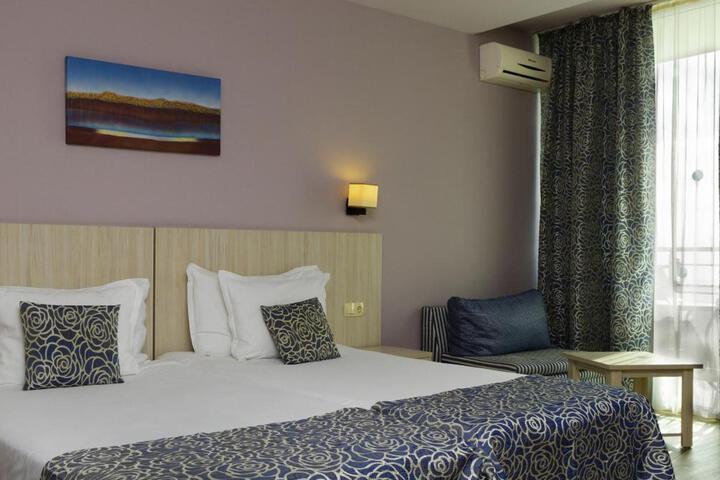 Room 10 of 56