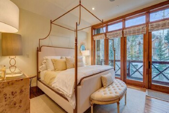 Room 18 of 20