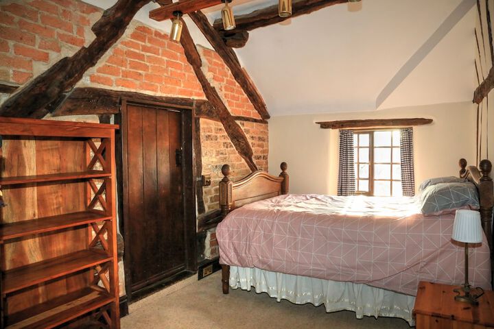 Room 14 of 63