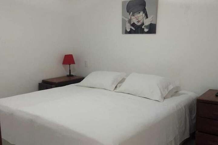 Room 30 of 80