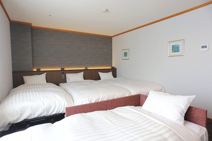 Room 13 of 45