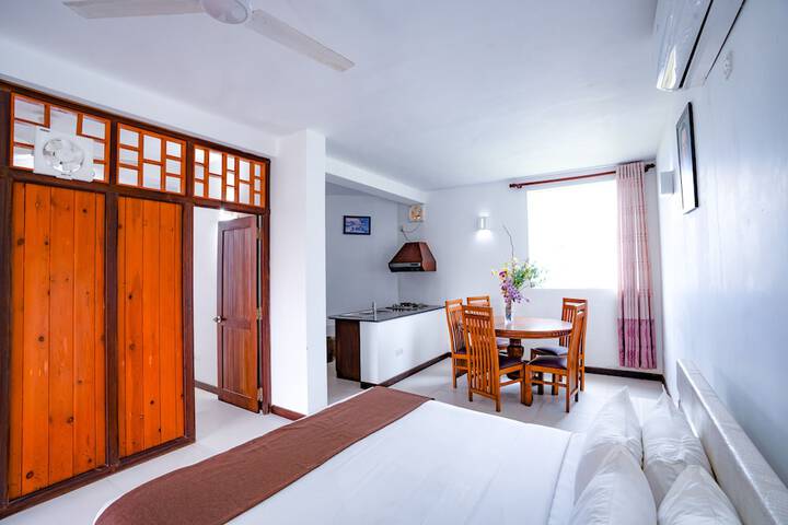 Room 26 of 175