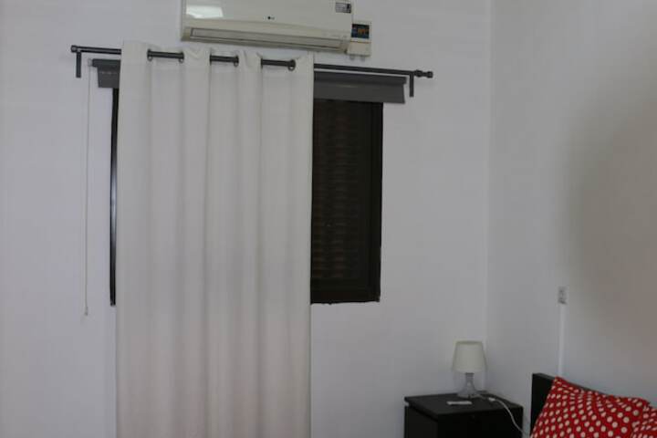 Room 4 of 15