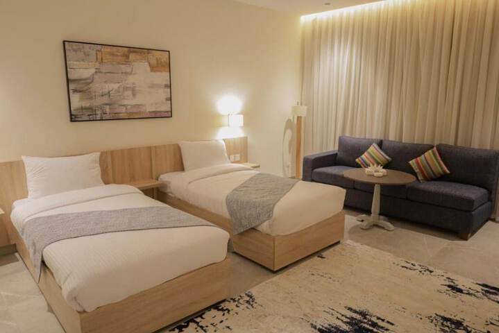 Room 7 of 19
