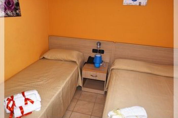 Room 29 of 70
