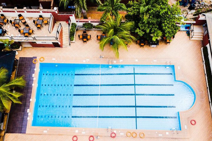 Pool 18 of 37