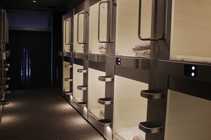 Room 6 of 45