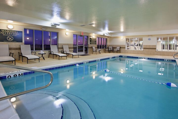 Hotel with Pool