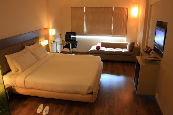 Room 58 of 120